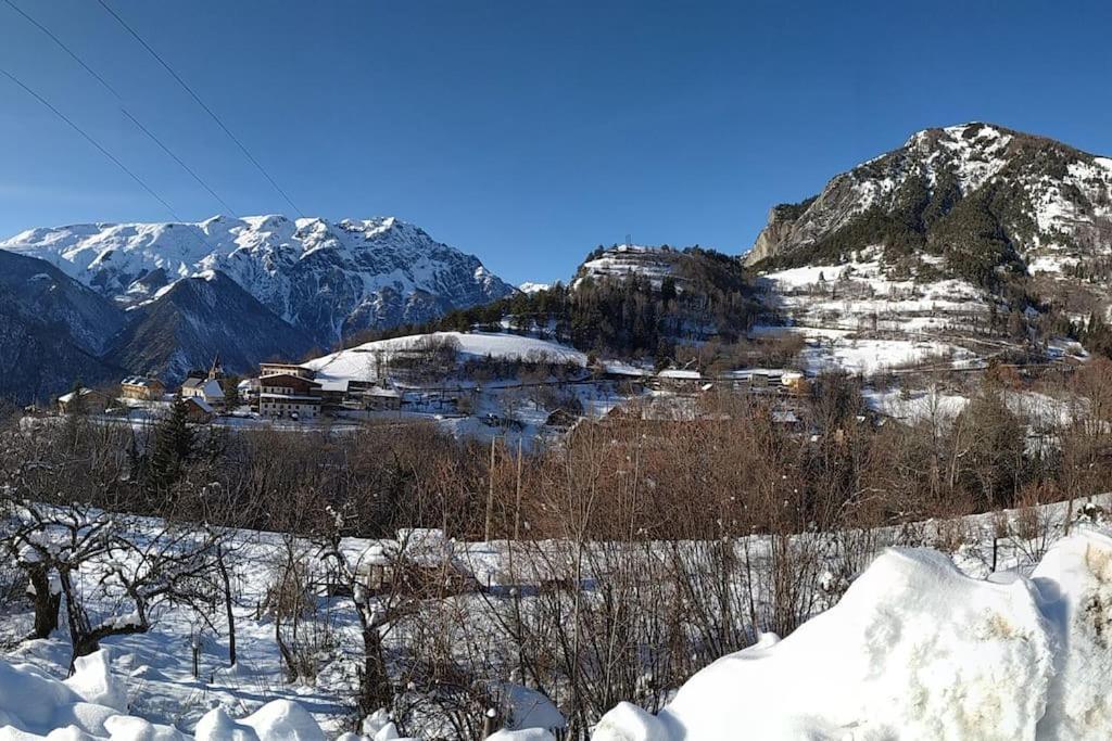 Appartement Rez De Jardin Montee De L'Alpe D'Huez La Garde  Kültér fotó