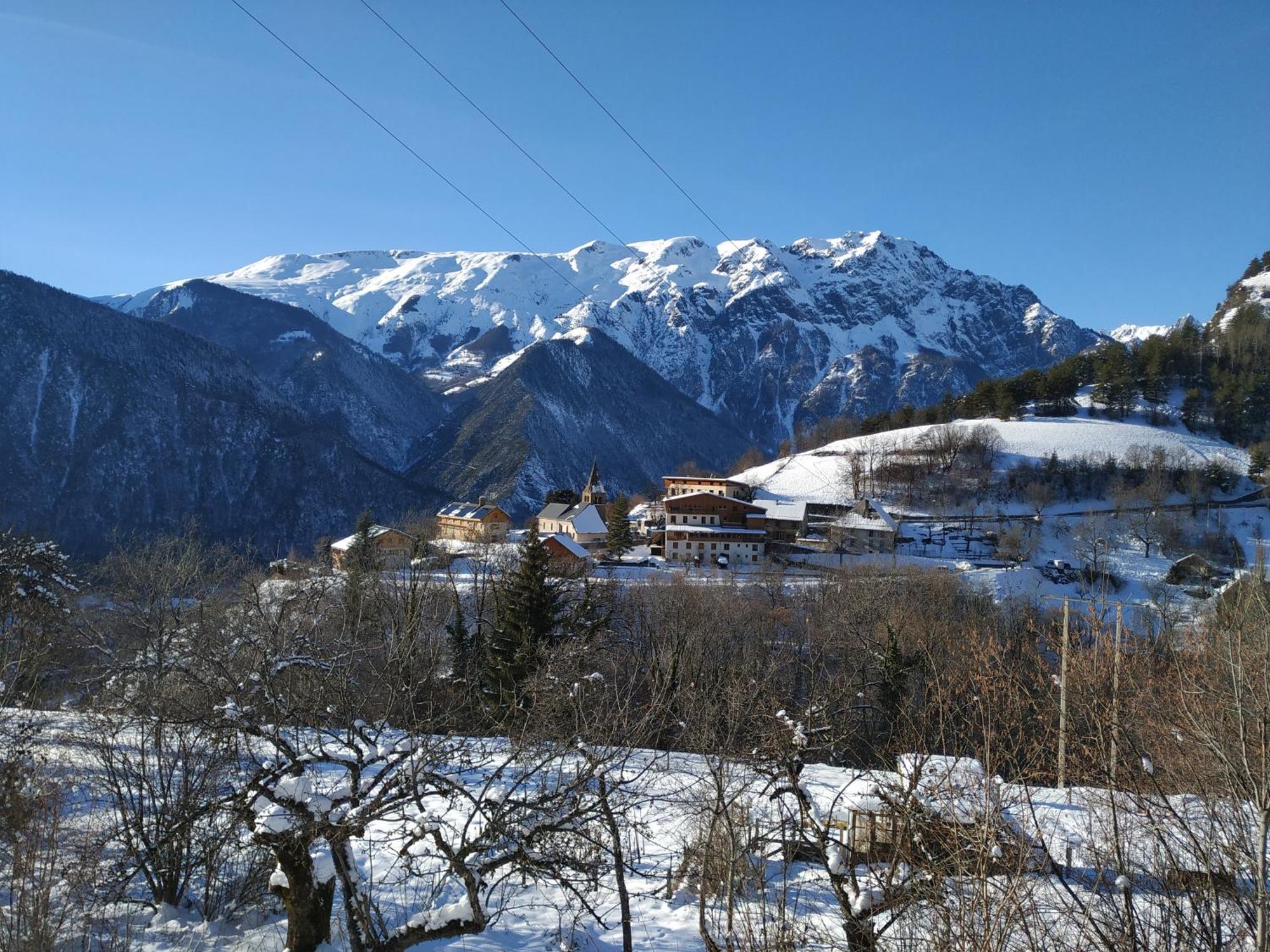 Appartement Rez De Jardin Montee De L'Alpe D'Huez La Garde  Kültér fotó
